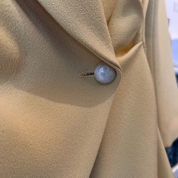Aritzia- Wilfred blazer Pastel Yellow XXS - Picture 2 of 6